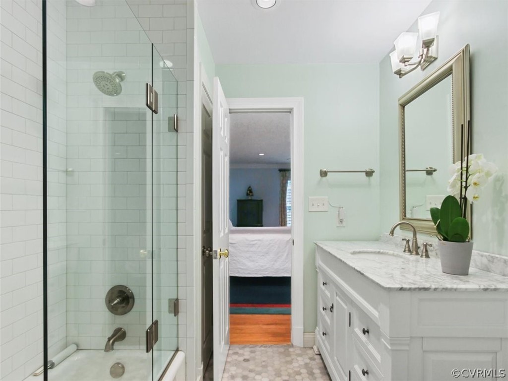 200 Ruggles Place Richmond, VA 23229 - Photo 26 of 50 first floor primary bath #1