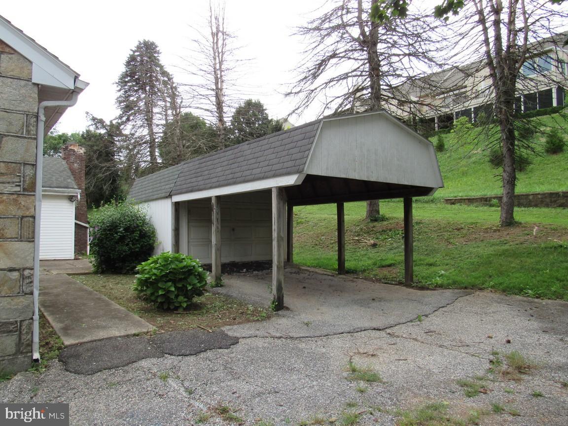 1755 Camp Betty Washington Road York, PA 17402 - Photo 4 of 23