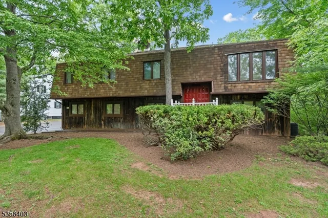 $729,000 | 87 Ivy Lane, Bridgewater, NJ 08807