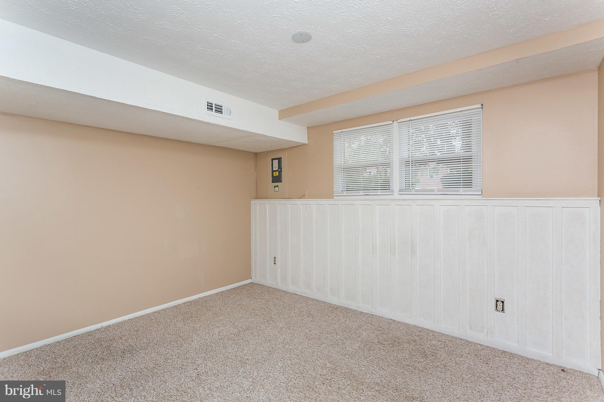 39 Stoneway Place Baltimore, MD 21236 - Photo 20 of 27 Basement bedroom or office