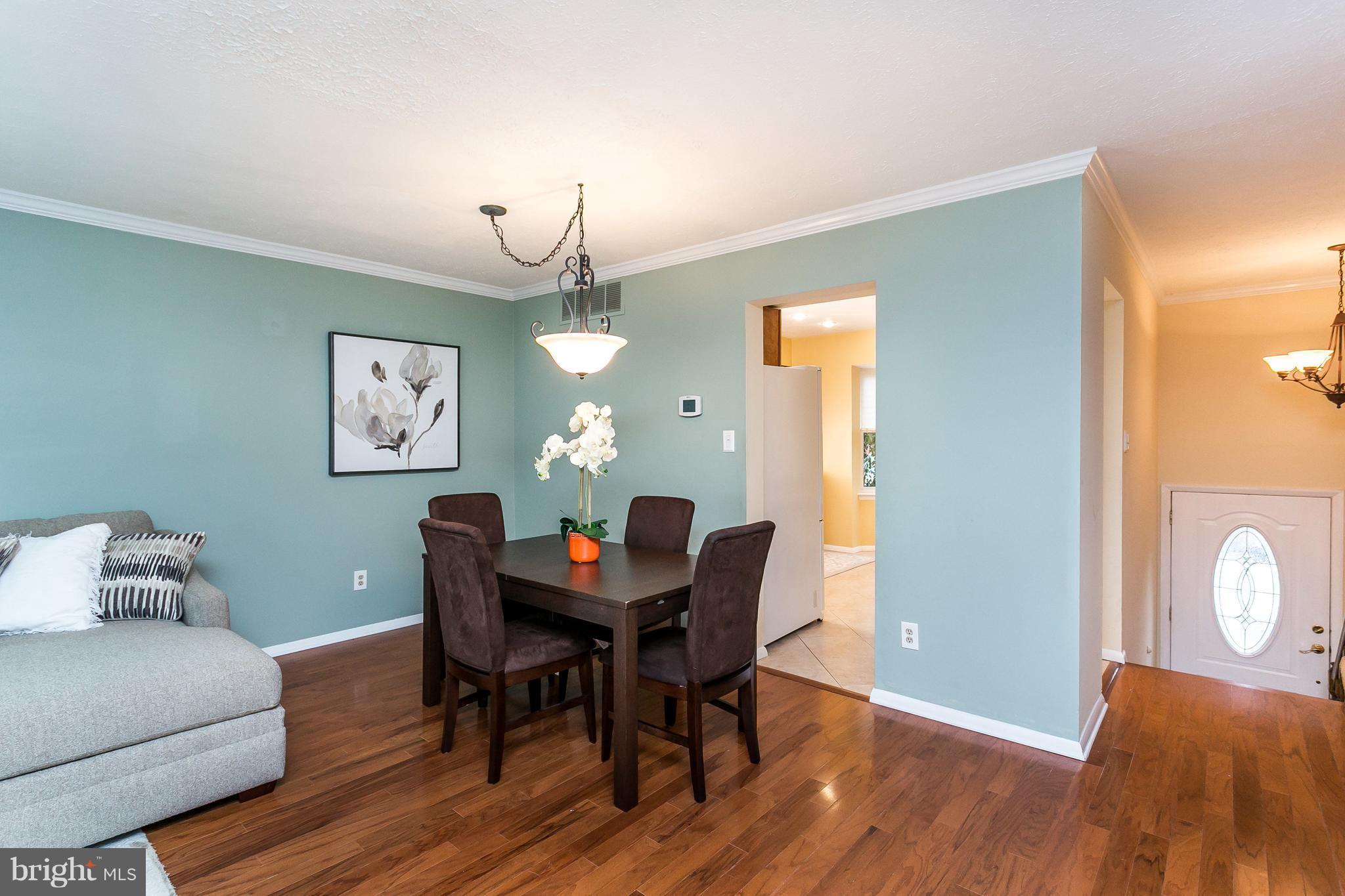 39 Stoneway Place Baltimore, MD 21236 - Photo 6 of 27 Dining Area