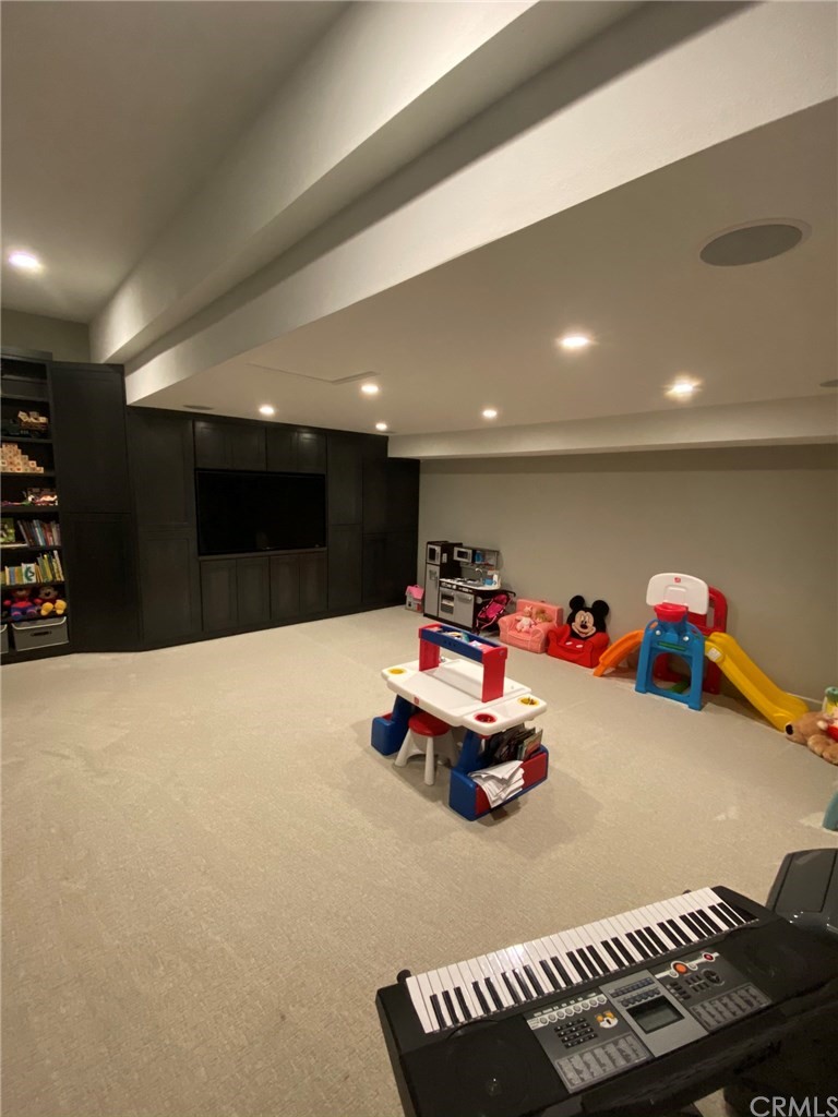 114 Joshua Tree Irvine, CA 92620 - Photo 21 of 73