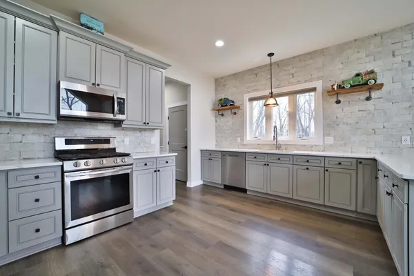 $850,000 | 34961 Quest Road, Pierz, MN 56364