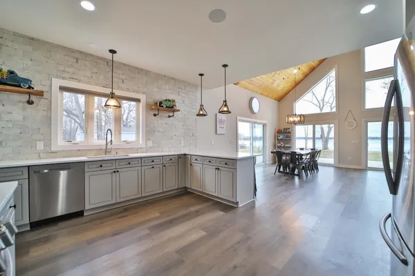 $850,000 | 34961 Quest Road, Pierz, MN 56364