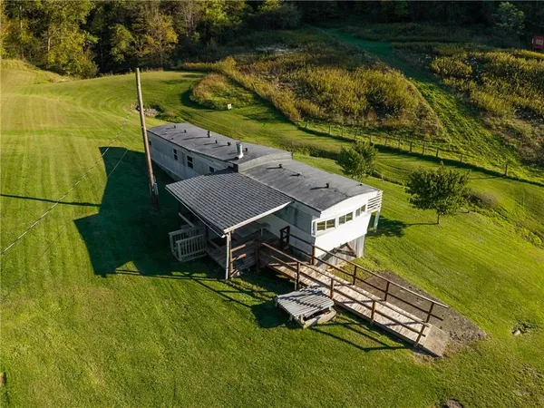 $365,000 | 192 Van Druff Road, Spraggs, PA 15362