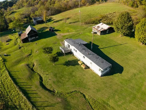 $365,000 | 192 Van Druff Road, Spraggs, PA 15362