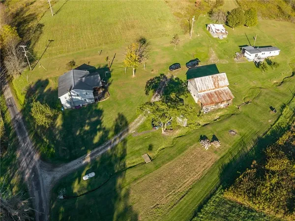 $365,000 | 192 Van Druff Road, Spraggs, PA 15362