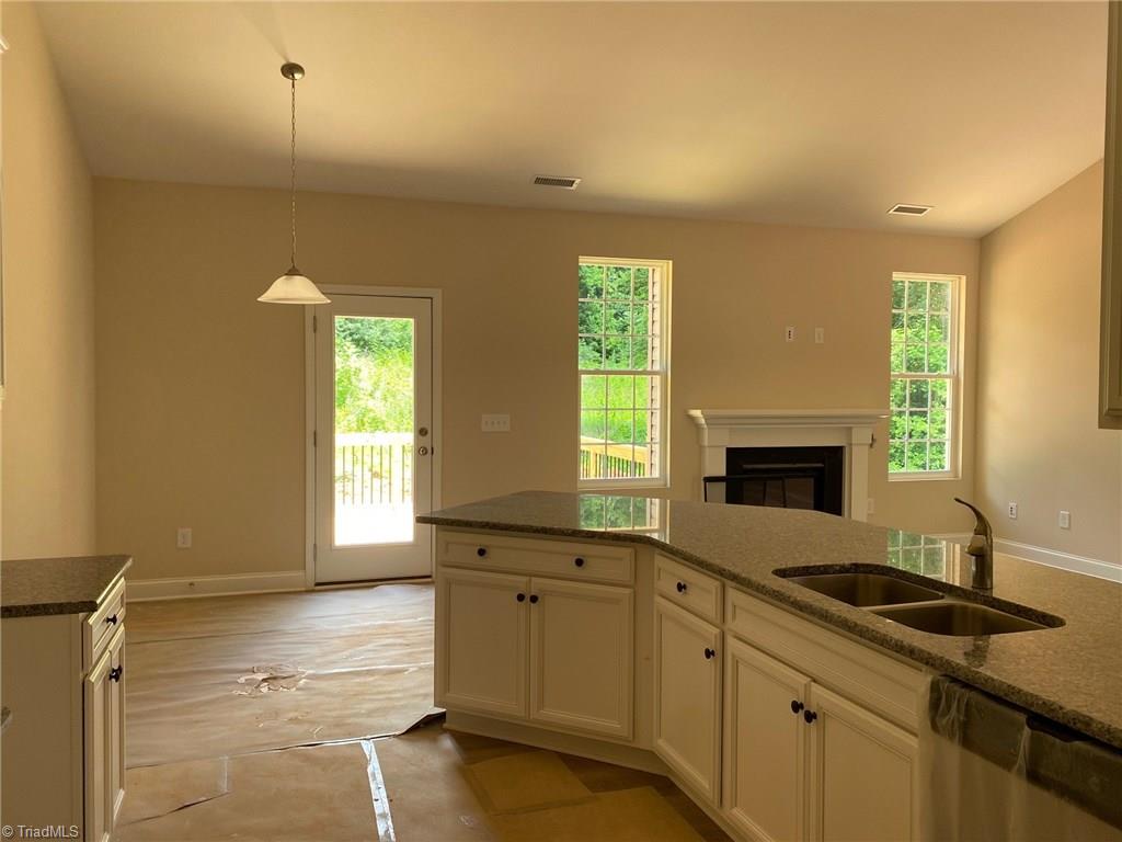 7728 Carson Path Summerfield, NC 27358 - Photo 4 of 14