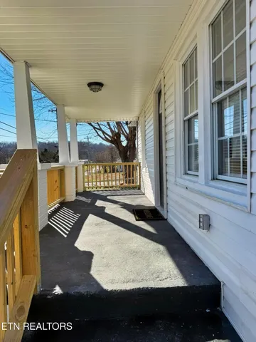$189,900 | 509 East Hemlock Street, La Follette, TN 37766