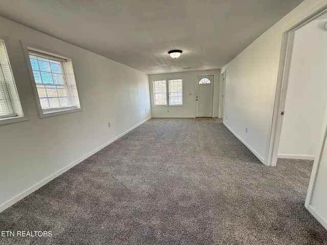 $189,900 | 509 East Hemlock Street, La Follette, TN 37766