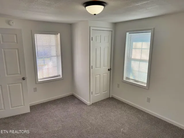 $189,900 | 509 East Hemlock Street, La Follette, TN 37766