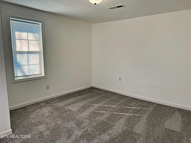 $189,900 | 509 East Hemlock Street, La Follette, TN 37766