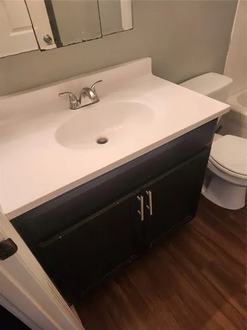 a close view of sink