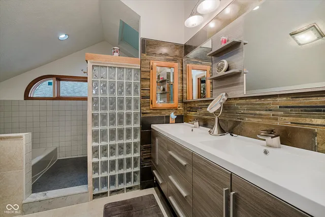 $1,200,000 | 18 Point Lane, Arcadia, IN 46030