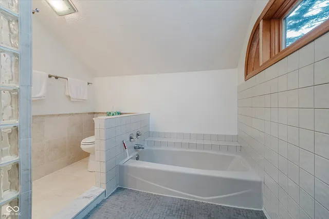 $1,200,000 | 18 Point Lane, Arcadia, IN 46030