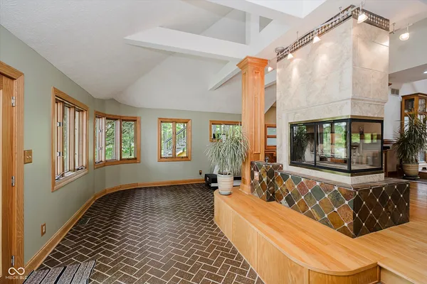 $1,200,000 | 18 Point Lane, Arcadia, IN 46030