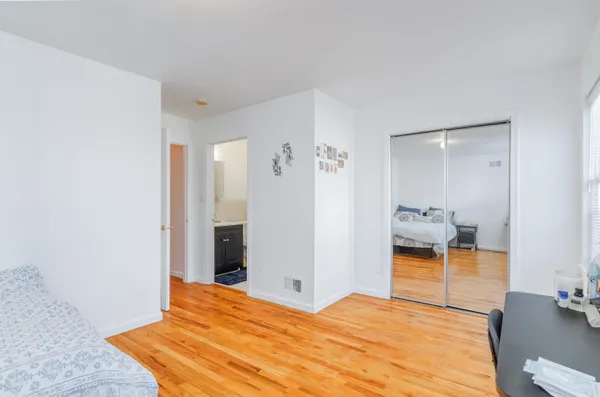 $2,600 | 225 Belvidere Avenue, Unit 1, Jersey City, NJ 07306
