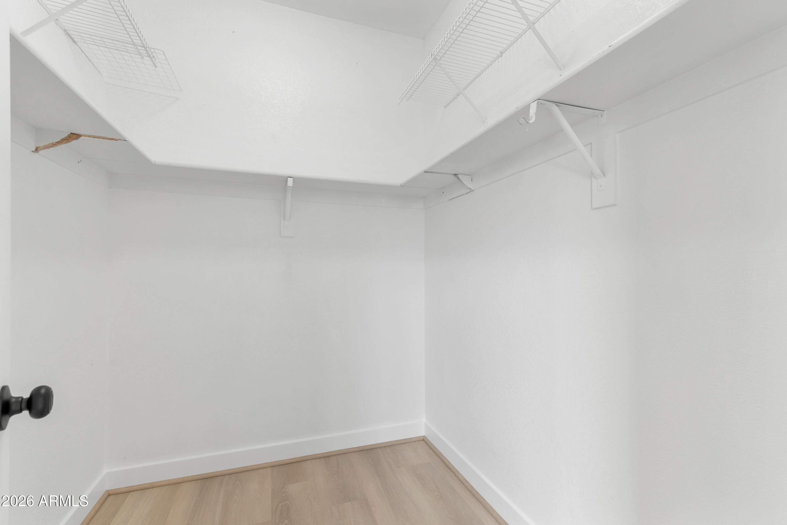 930 East Pedro Road Phoenix, AZ 85042 - Photo 19 of 34