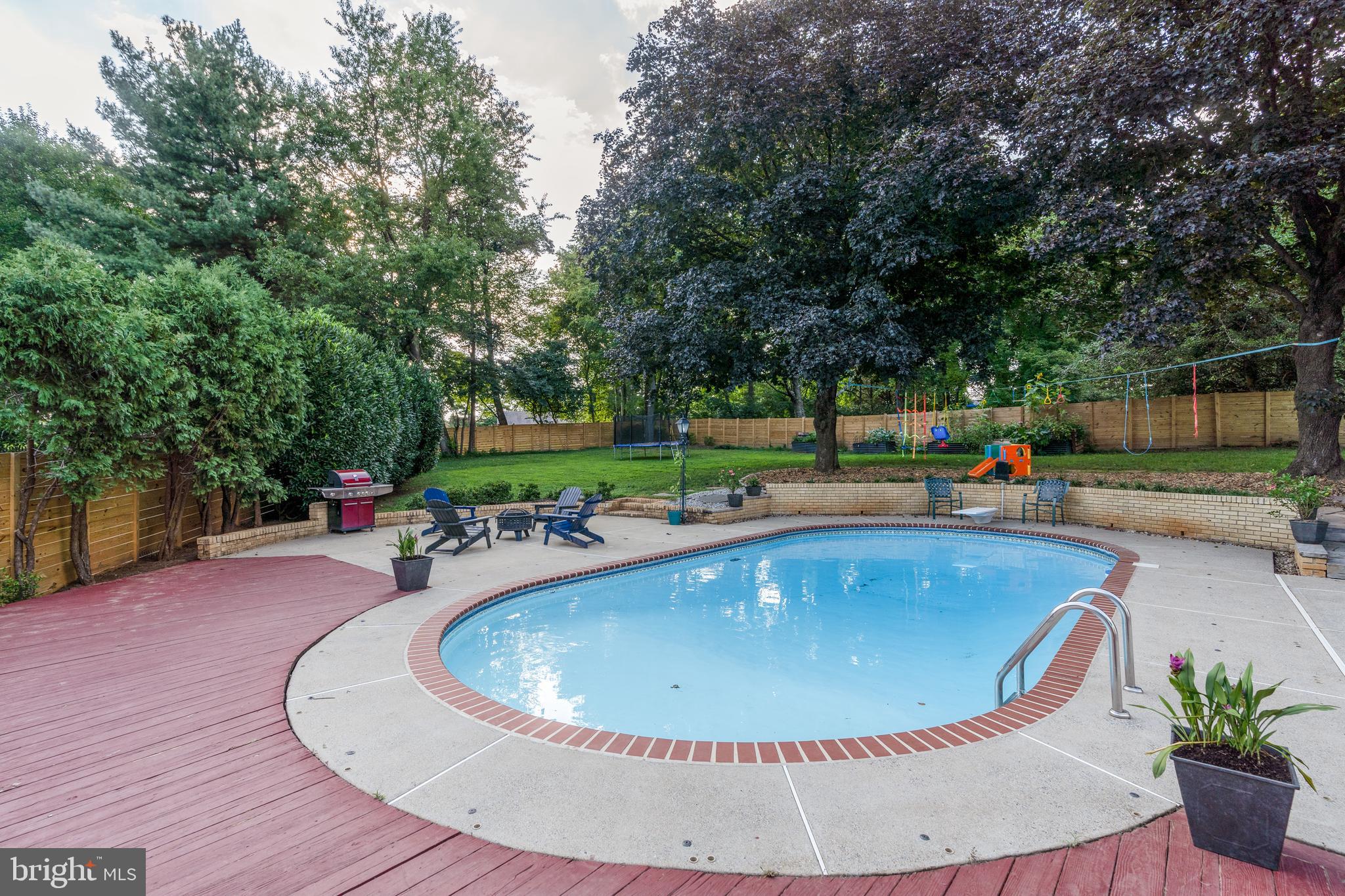16304 Deer Lake Road Derwood, MD 20855 - Photo 26 of 31 Gallery Image 26