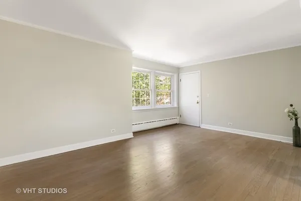 $2,250 | 336 Ridge Avenue, Unit 2, Evanston, IL 60202