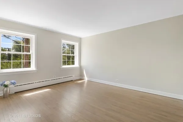 $2,250 | 336 Ridge Avenue, Unit 2, Evanston, IL 60202