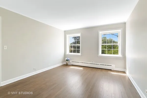 $2,250 | 336 Ridge Avenue, Unit 2, Evanston, IL 60202