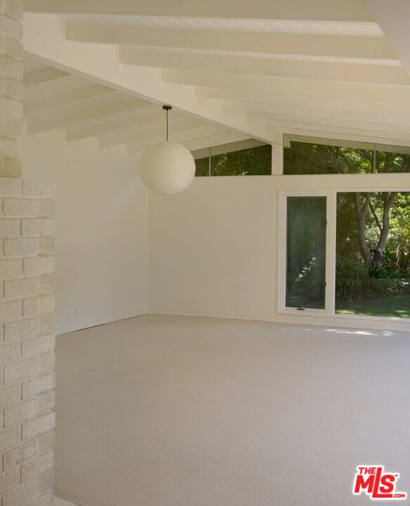 603 Hightree Road Los Angeles, CA 90402 - Photo 6 of 22