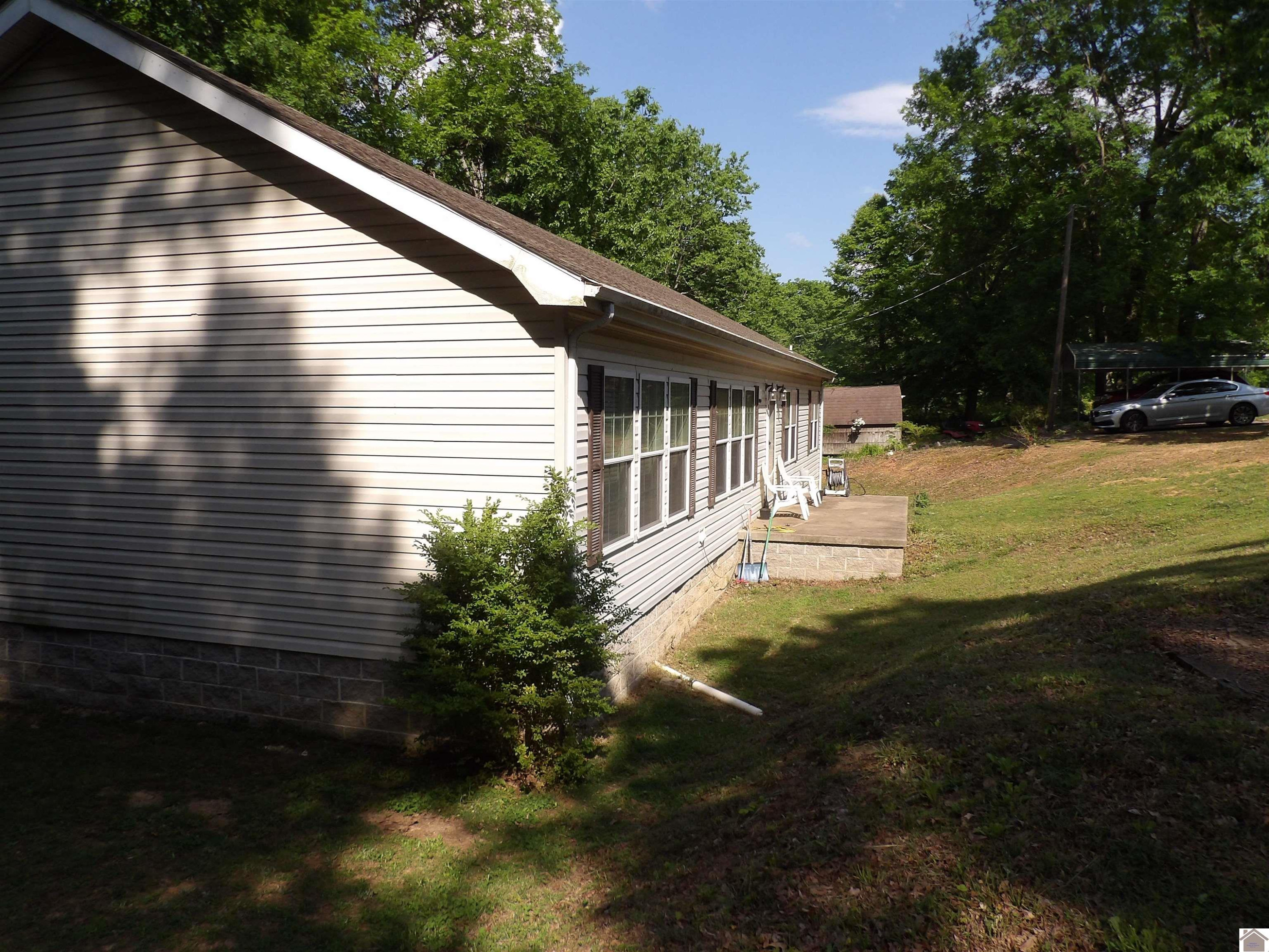 641 Oakley Road Benton, KY 42025 - Photo 16 of 19 Photo 16