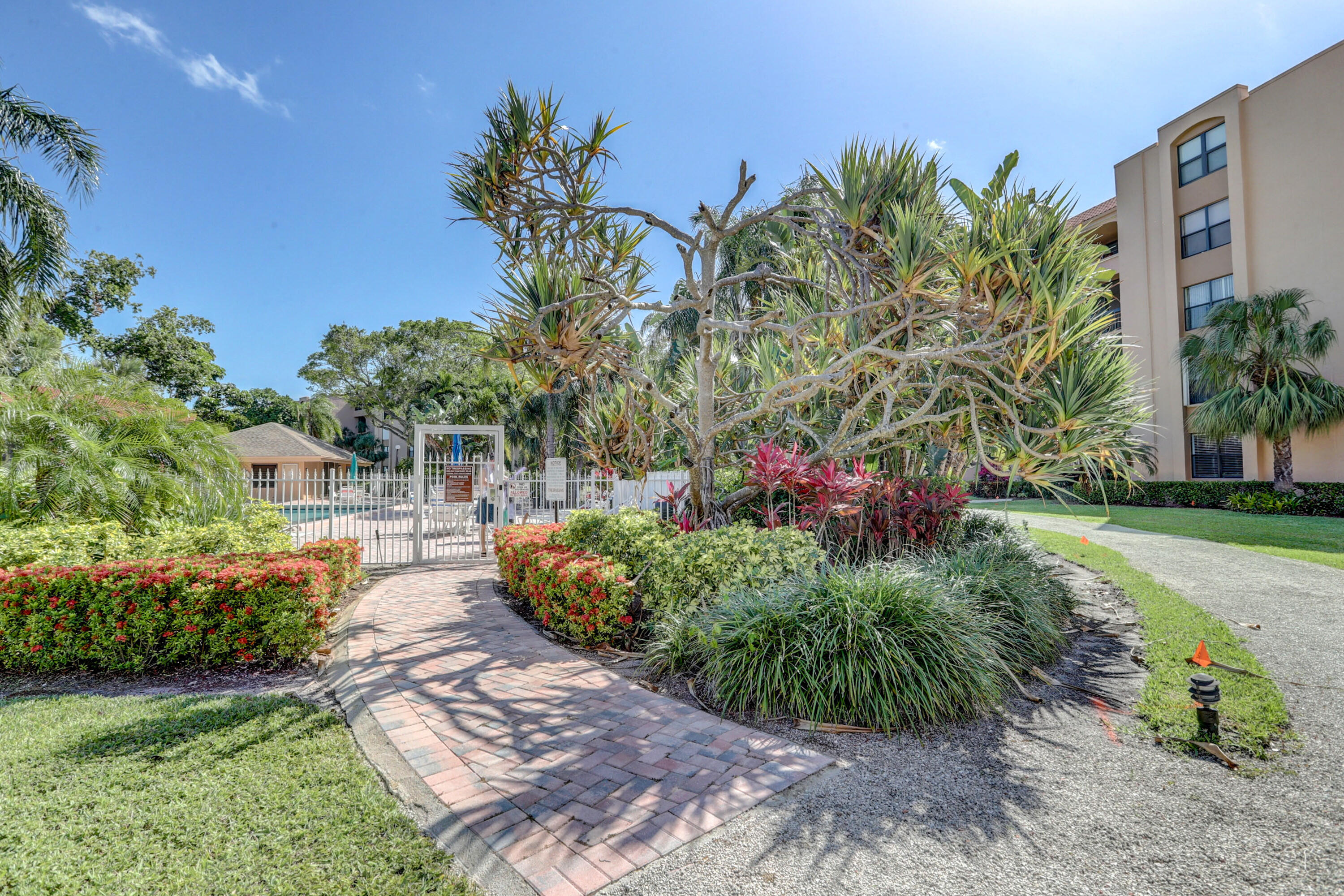 955 Dotterel Road, Unit 2505 Delray Beach, FL 33444 - Photo 26 of 72 10_delray racquet club (10)