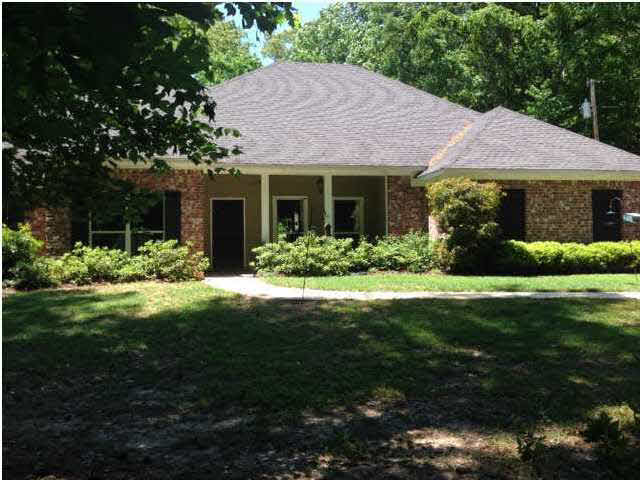 Welcome home to 106 Spring Creek Cv