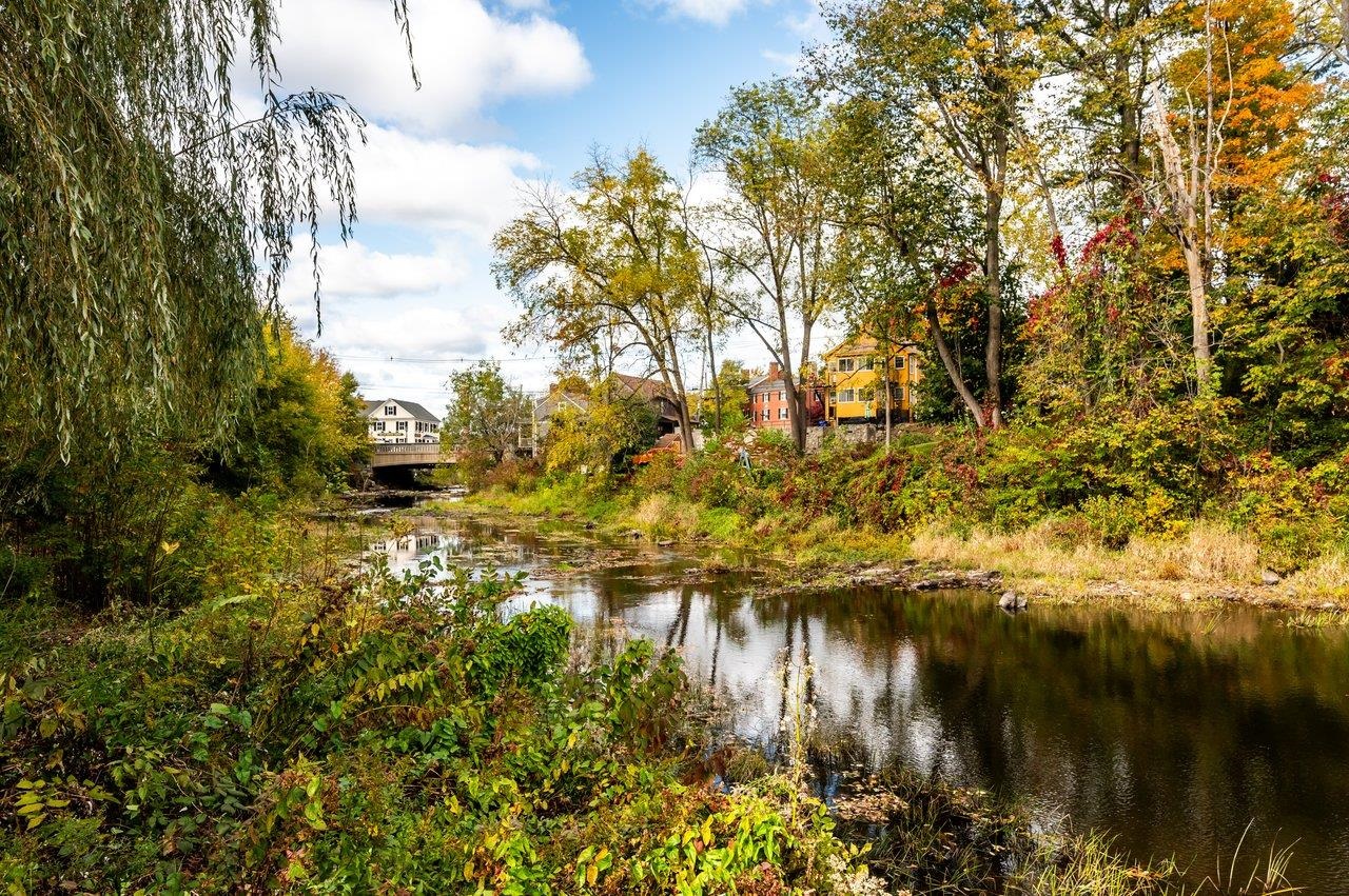 32 Franklin Street Exeter, NH 03833 - Photo 2 of 38