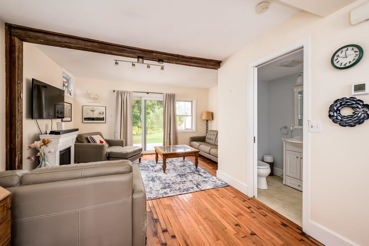 32 Franklin Street Exeter, NH 03833 - Photo 3 of 38