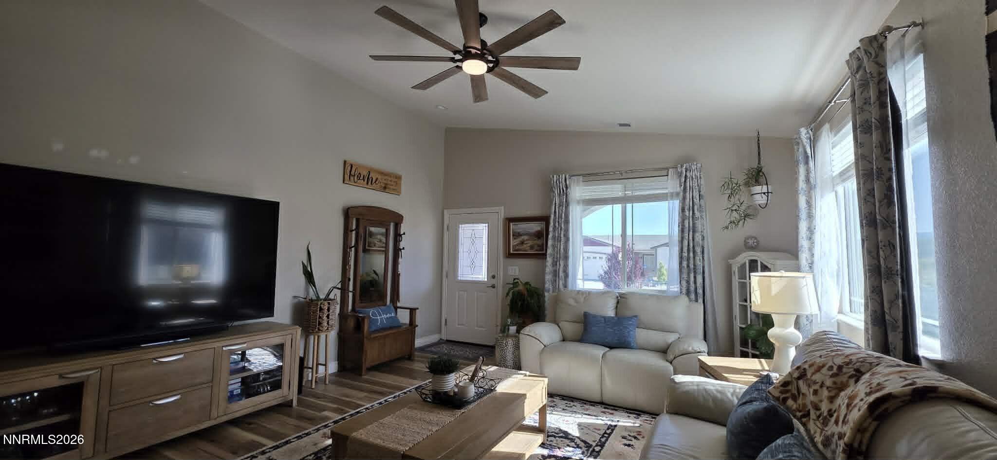17859 Rose Meadow Court Reno, NV 89508 - Photo 9 of 41 4faeb917-6725-45bf-a55a-41a03c9d3f18