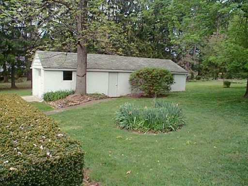 217 Brose Road Cabot, PA 16023 - Photo 3 of 8 Yard/Garden.