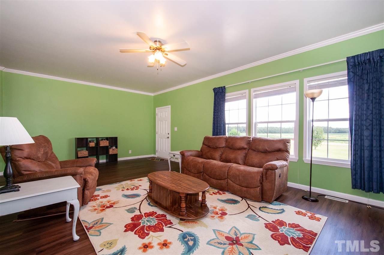211 Fox Field Run Road Kenly, NC 27542 - Photo 4 of 25 Gallery Image 4