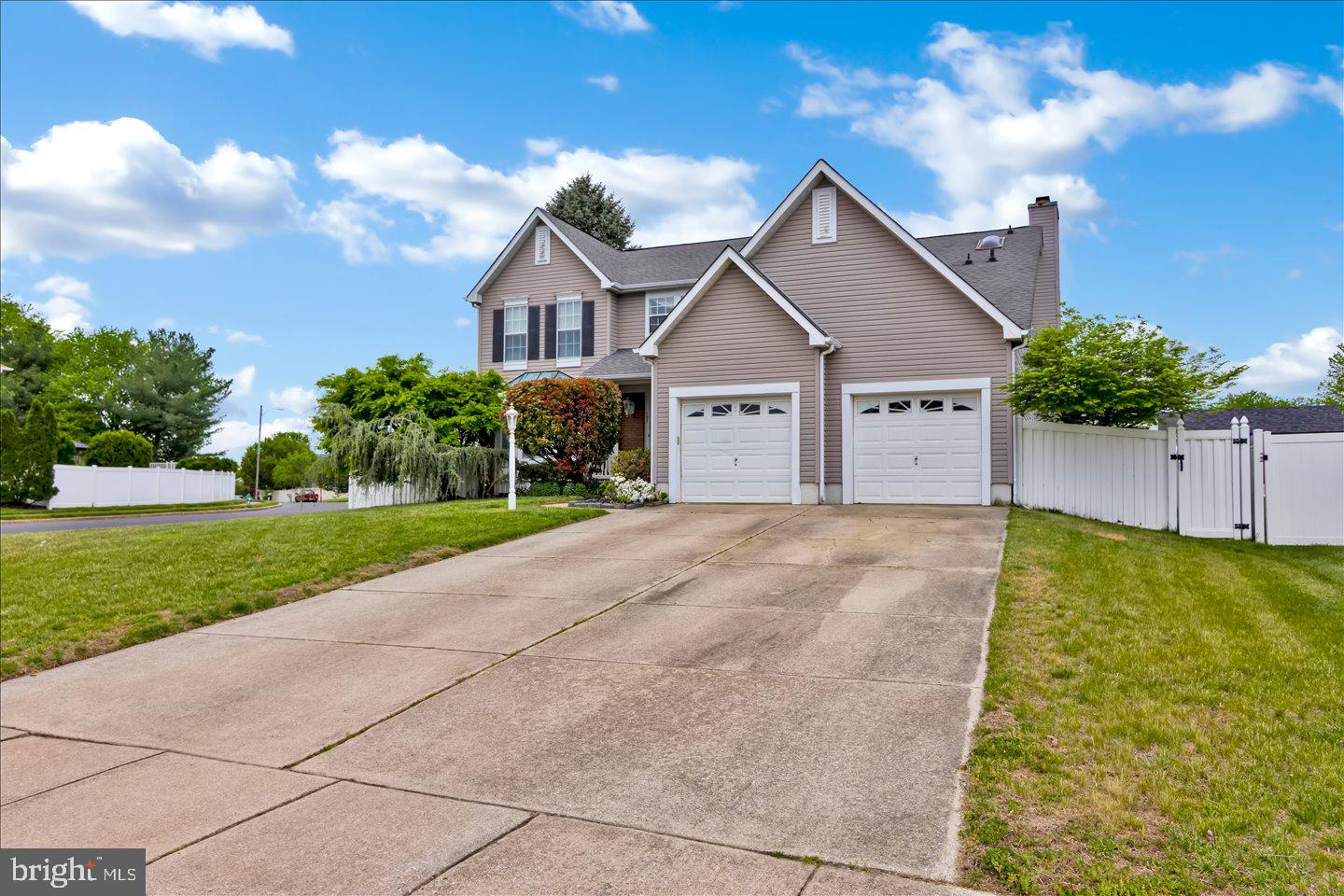 197 Aberdeen Road Williamstown, NJ 08094 - Photo 3 of 60