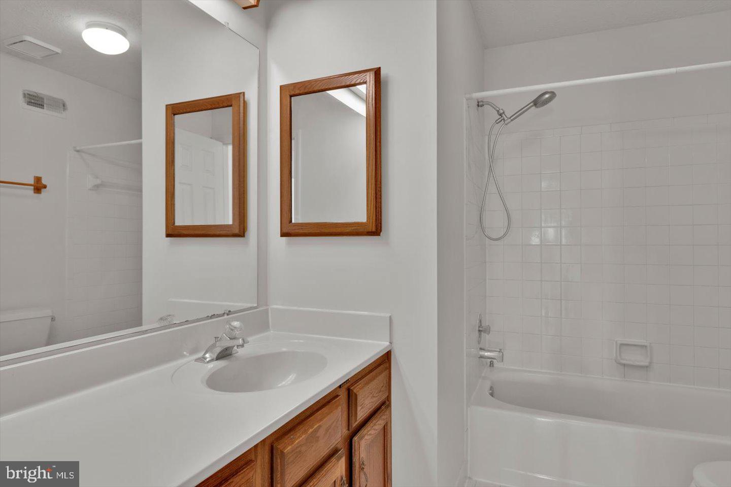 197 Aberdeen Road Williamstown, NJ 08094 - Photo 42 of 60