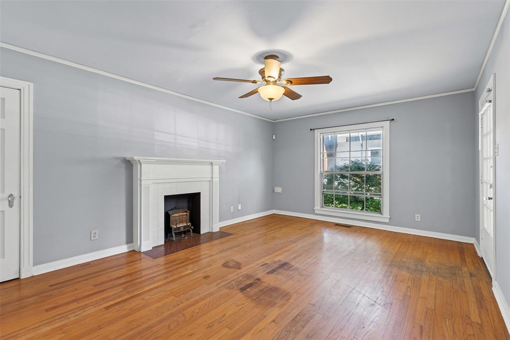 5834 Goodwin Avenue Dallas, TX 75206 - Photo 9 of 31
