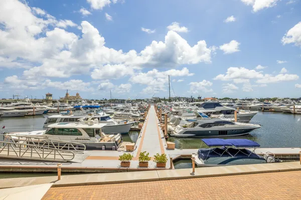 $240,000 | 400 North Flagler Drive, Unit 2004, West Palm Beach, FL 33401