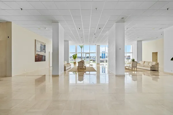 $240,000 | 400 North Flagler Drive, Unit 2004, West Palm Beach, FL 33401