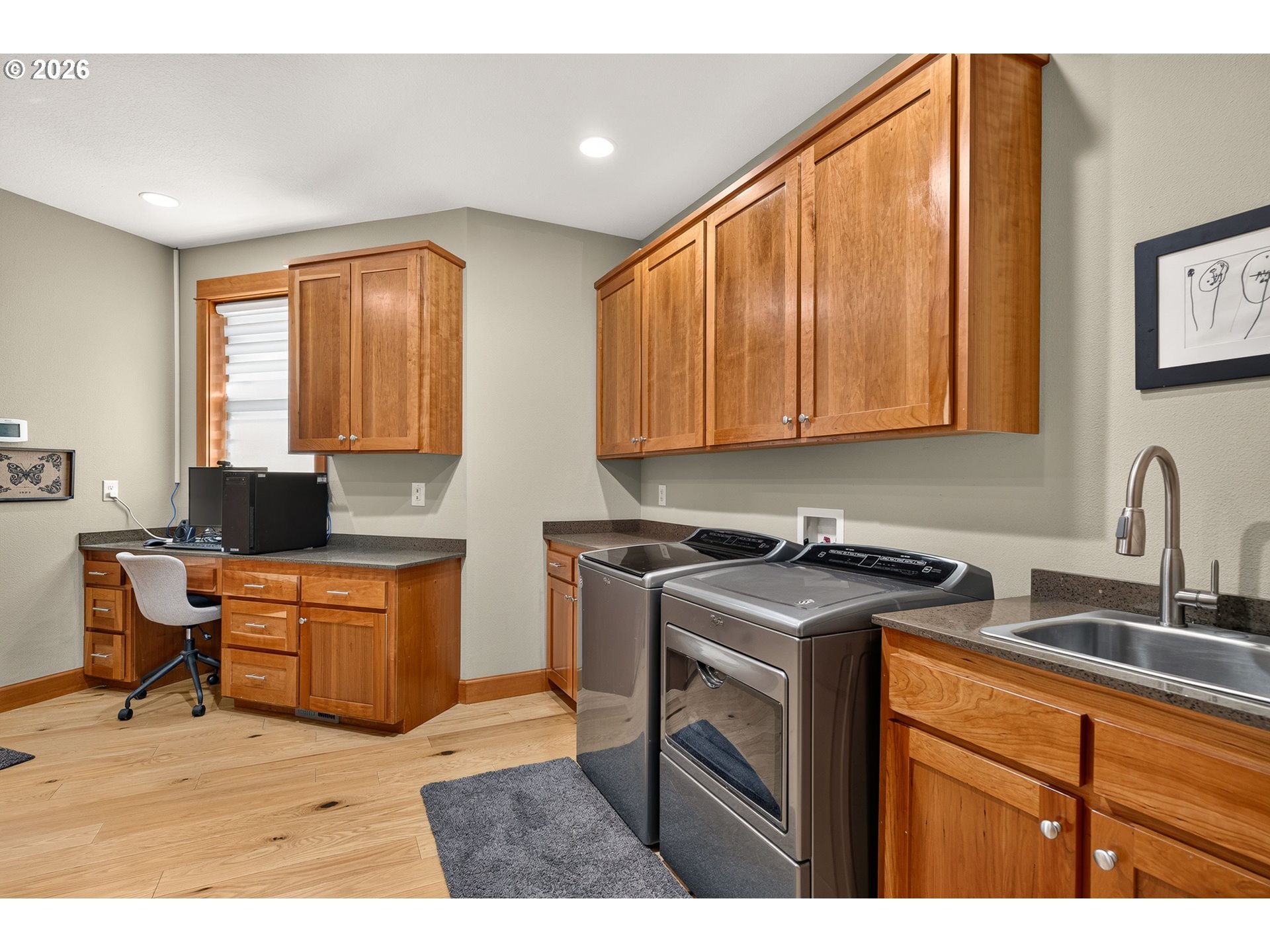 5670 Southeast Riverside Drive McMinnville, OR 97128 - Photo 27 of 48 Laundry