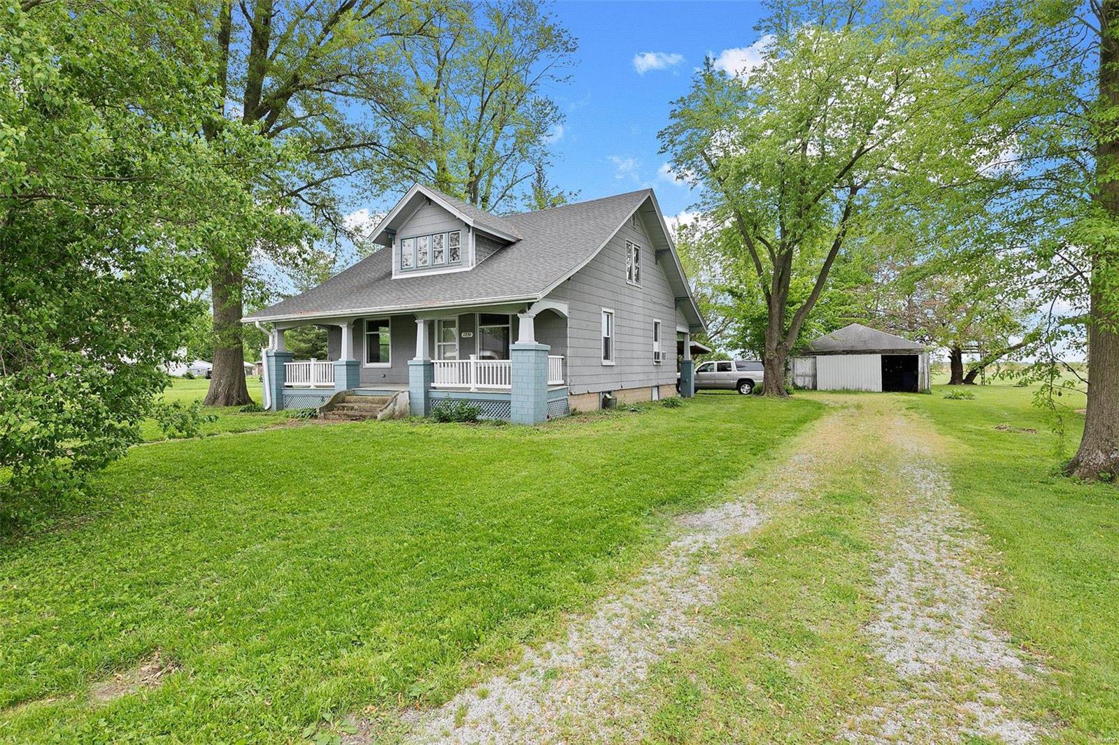 7236 Renken Road Dorsey, IL 62021 - Photo 2 of 24