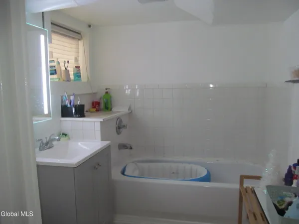 $268,000 | 1 Manning Square, Albany, NY 12206