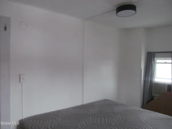 $268,000 | 1 Manning Square, Albany, NY 12206