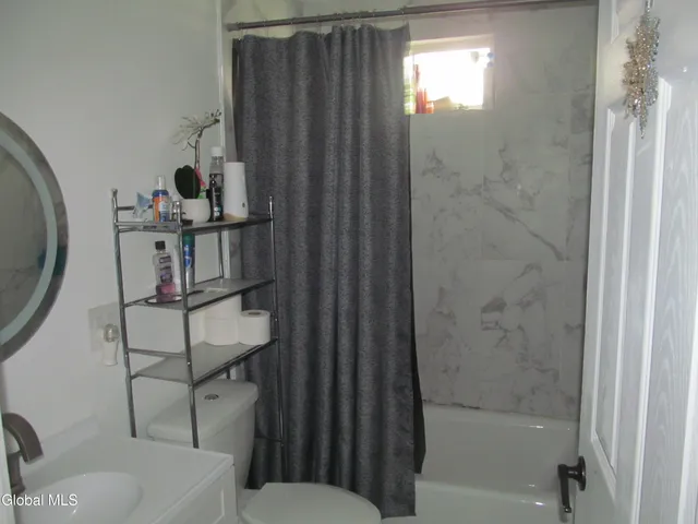 $268,000 | 1 Manning Square, Albany, NY 12206