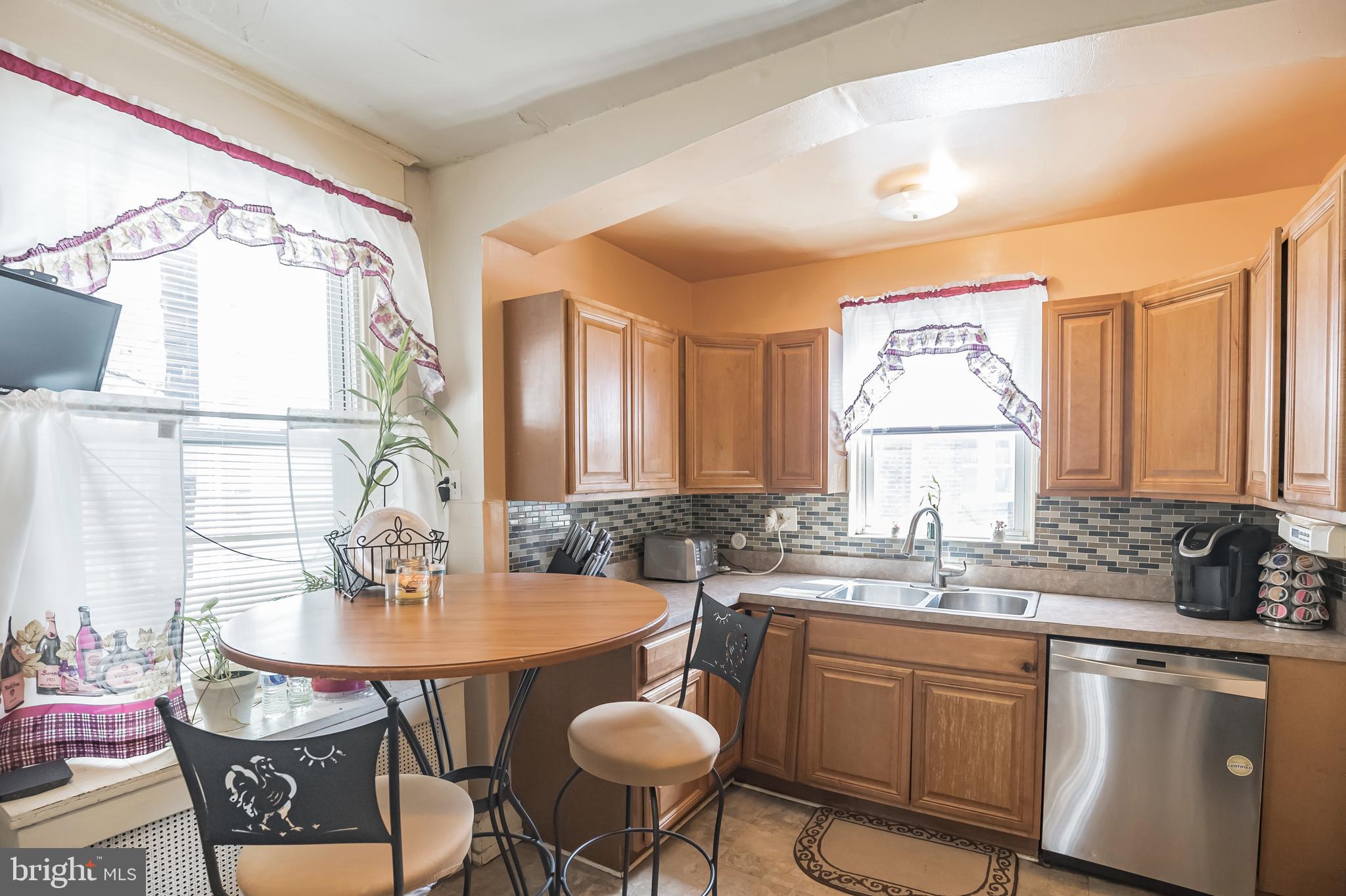 918 West Tabor Road Philadelphia, PA 19141 - Photo 16 of 35 Gallery Image 16