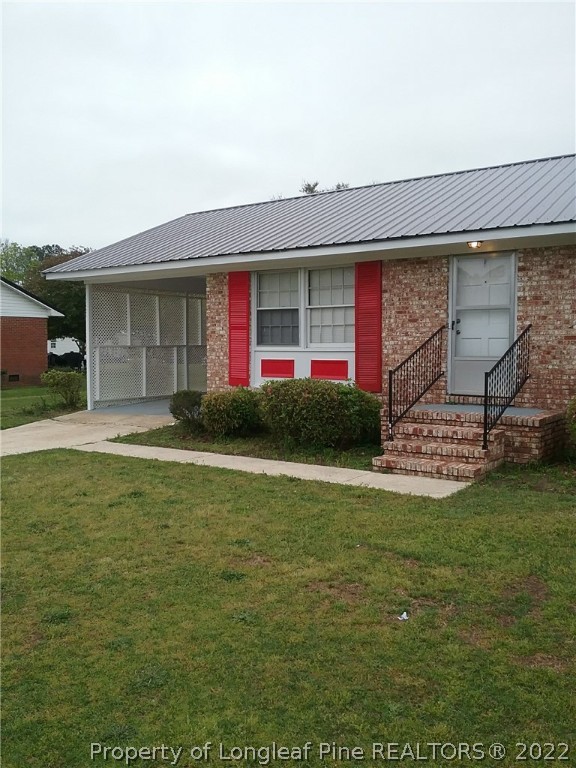 985 Davis Bridge Road Parkton, NC 28371 - Photo 3 of 5 Gallery Image 3