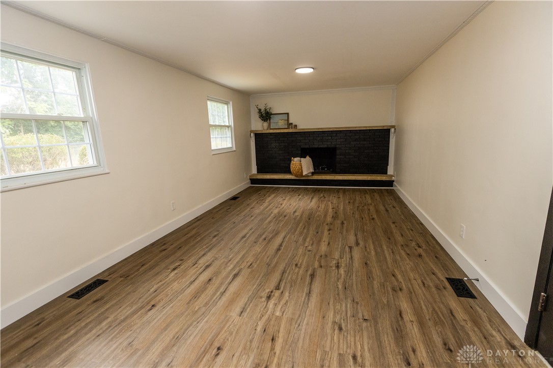 2943 Imperial Boulevard Springfield, OH 45503 - Photo 16 of 45