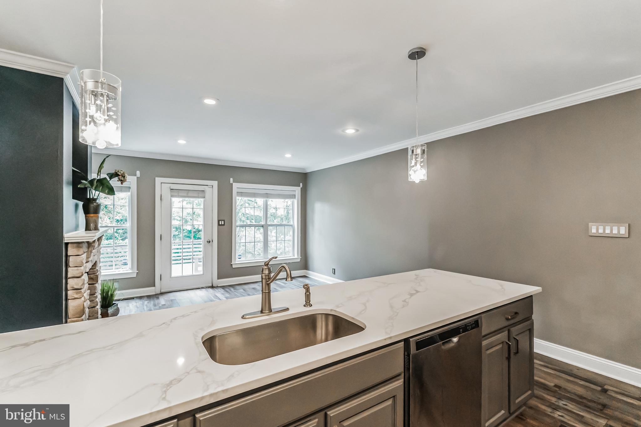 385 Lemonte Street Philadelphia, PA 19128 - Photo 10 of 36 Gallery Image 10