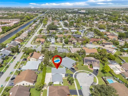 $699,500 | 9340 Northwest 32nd Street, Sunrise, FL 33351